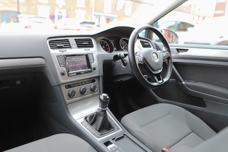 Volkswagen Golf Match Tsi Bmt 3