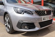 Peugeot 308 Gt Line Sw Puretech S Image 8