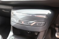 Peugeot 308 Gt Line Sw Puretech S Image 16