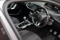 Peugeot 308 Gt Line Sw Puretech S Image 5