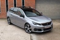 Peugeot 308 Gt Line Sw Puretech S Image 2