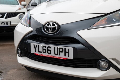 Toyota Aygo X-Style Vvt-I Cvt 18