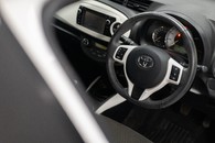 Toyota Yaris Trend Vvt-I Image 28