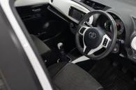 Toyota Yaris Trend Vvt-I Image 5