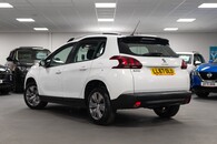 Peugeot 2008 Active Image 16