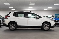 Peugeot 2008 Active Image 13