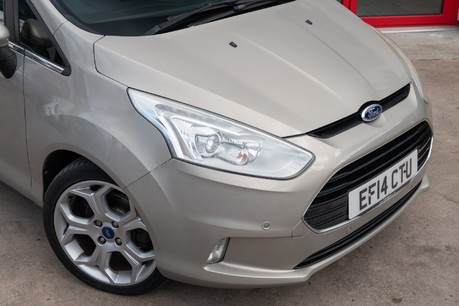 Ford B-Max Titanium X 22