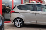 Ford B-Max Titanium X Image 8