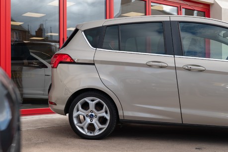 Ford B-Max Titanium X 8