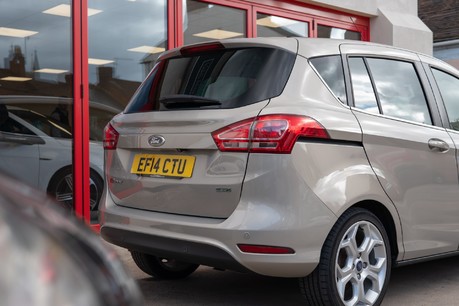 Ford B-Max Titanium X 13