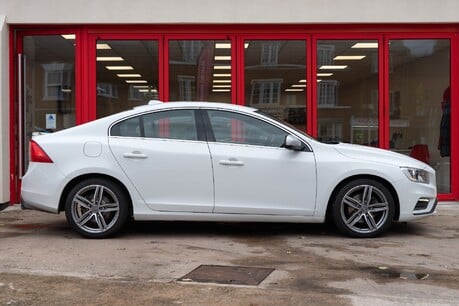 Volvo S60 R-Design Nav D4 Auto 8