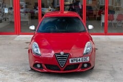 Alfa Romeo Giulietta Exclusive Jtdm- 2