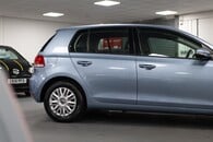 Volkswagen Golf S Tsi Image 9