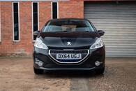 Peugeot 208 Active Image 4