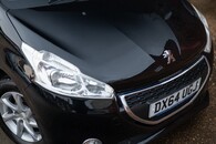 Peugeot 208 Active Image 16