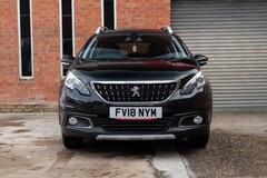 Peugeot 2008 Allure 2