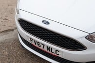 Ford Grand C-Max C-Max Zetec TDCI Image 24