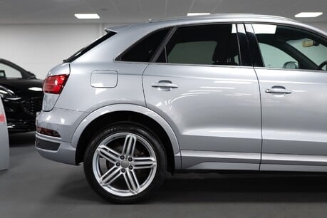 Audi Q3 S Line + Tdi Quattro 11