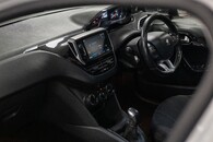 Peugeot 208 Allure Premium Image 21