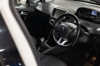 Peugeot 208 Allure Premium Image 27