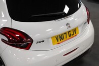 Peugeot 208 Allure Premium Image 14