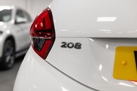 Peugeot 208 Allure Premium Image 13