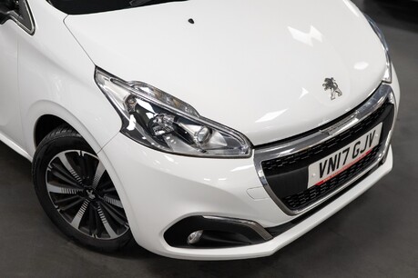 Peugeot 208 Allure Premium 17