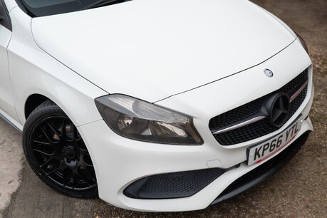 Mercedes-Benz A Class 180 D Amg Line 20