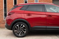 Vauxhall Grandland X Elite Nav T D Image 9