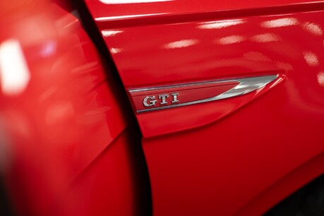 Volkswagen Polo Gti + Tsi S-A 17