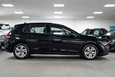 Volkswagen Golf Life Tsi 13