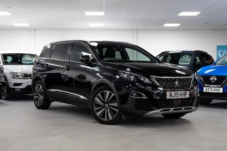 Peugeot 5008 Gt Line Premium B-Hd