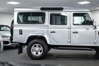 Land Rover Defender 110 Xs Td D/C Image 19