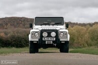 Land Rover Defender 110 Xs Td D/C Image 3