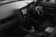 Mitsubishi Outlander Design Phev Cvt Image 29