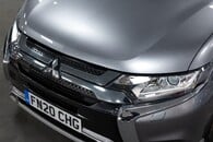 Mitsubishi Outlander Design Phev Cvt Image 24