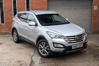 Hyundai SANTA FE Fe Style Crdi Image 2