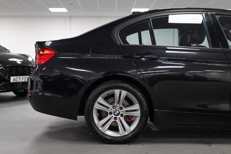 BMW 3 Series Sport 10