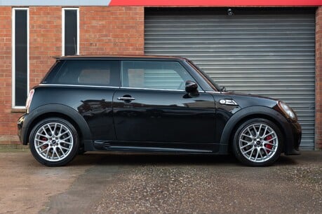 Mini Hatch Cooper Works 9