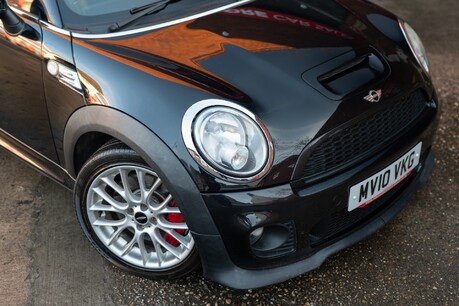 Mini Hatch Cooper Works 16