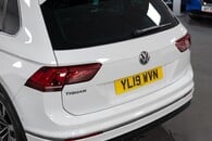 Volkswagen Tiguan R-Line Tech Tdi S- Image 17