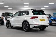 Volkswagen Tiguan R-Line Tech Tdi S- Image 19