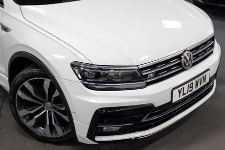 Volkswagen Tiguan R-Line Tech Tdi S- 21