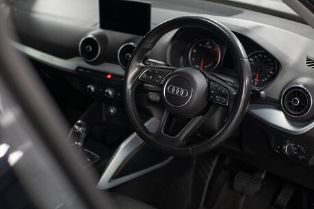 Audi Q2 Sport 30 Tdi S-A 40