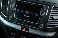 Volkswagen Sharan Se Navigation Tdi Image 8