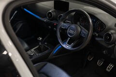 Audi Q2 S Line Tfsi 2