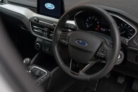 Ford Focus zetec Image 4