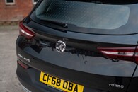 Vauxhall Grandland X Sport Nav T D Image 10