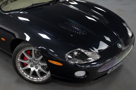 Jaguar XK8 XKR COUPE 55