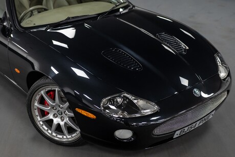 Jaguar XK8 XKR COUPE 53